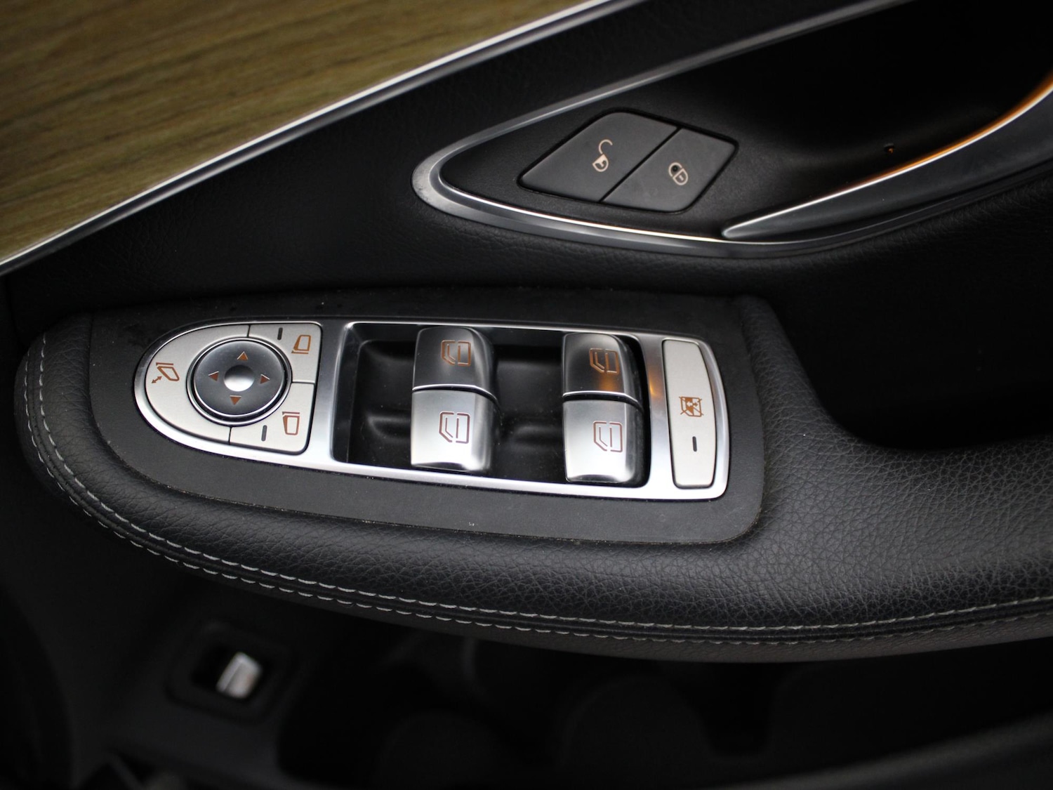 Used Mercedes-Benz GLC 2017 for sale - 76553472: Photo 37