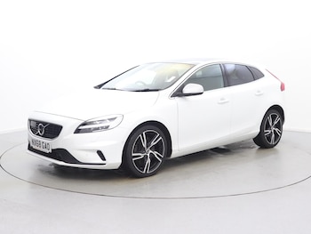 Used Volvo V40 2018 for sale - 76968178: Photo
