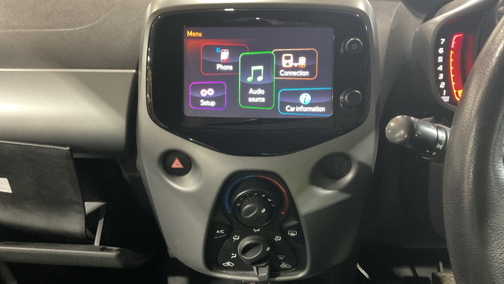 Used Toyota AYGO 2019 for sale - 77316746: Photo 9