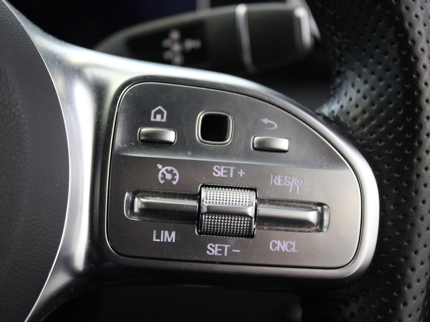 Used Mercedes-Benz E Class 2020 for sale - 75773898: Photo 10