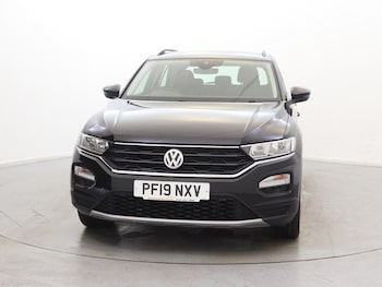 Used Volkswagen T-Roc 2019 for sale - 78746216: Photo