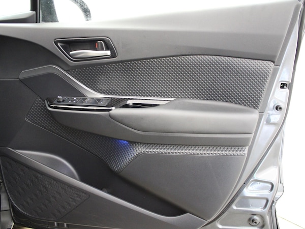 Used Toyota C-HR 2022 for sale - 75407423: Photo 28