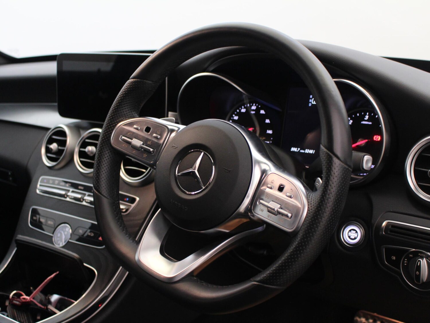 Used Mercedes-Benz C Class 2019 for sale - 77973285: Photo 15