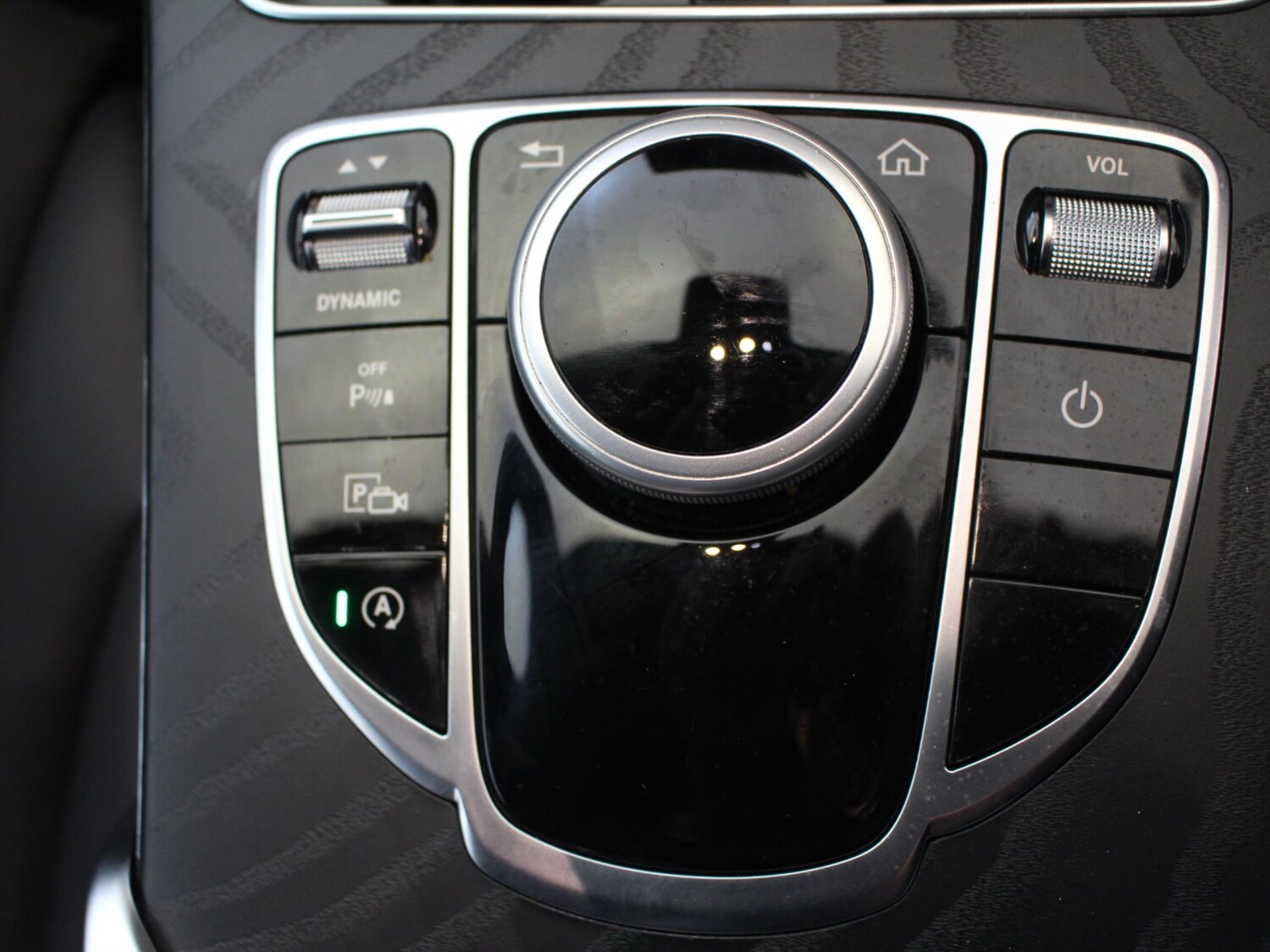 Used Mercedes-Benz C Class 2019 for sale - 77973285: Photo 25