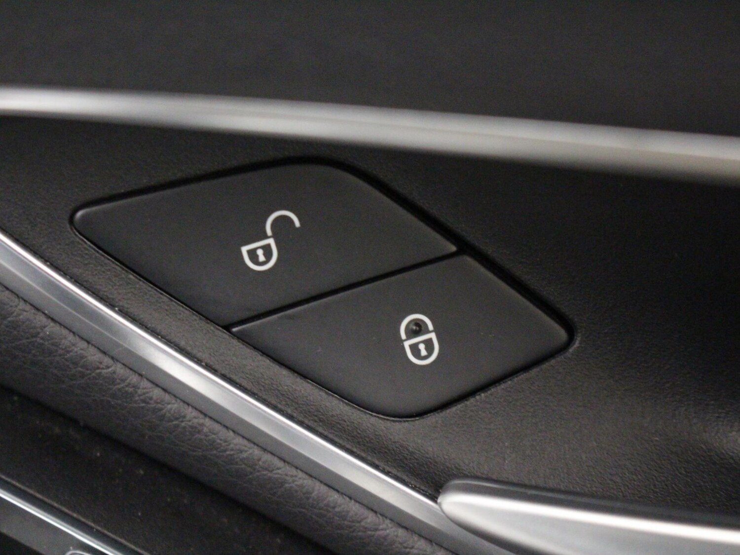 Used Mercedes-Benz C Class 2019 for sale - 77973285: Photo 31