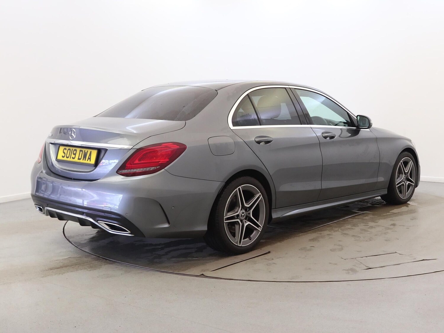 Used Mercedes-Benz C Class 2019 for sale - 77973285: Photo 5