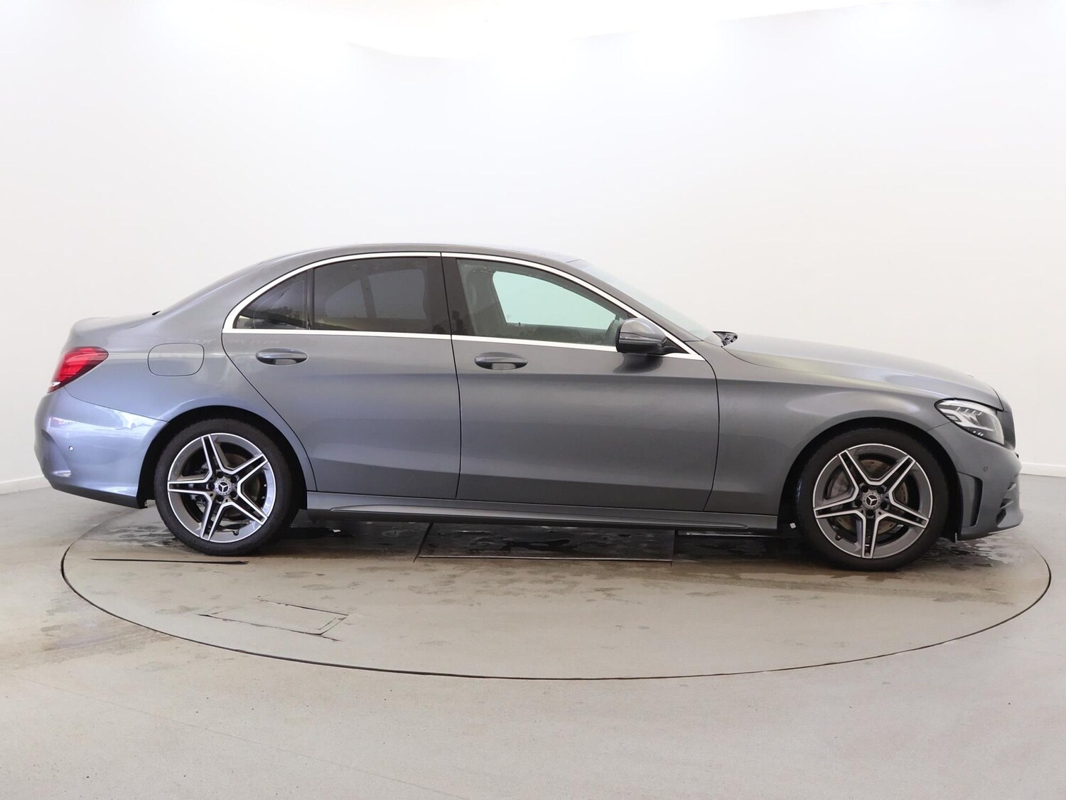 Used Mercedes-Benz C Class 2019 for sale - 77973285: Photo 8