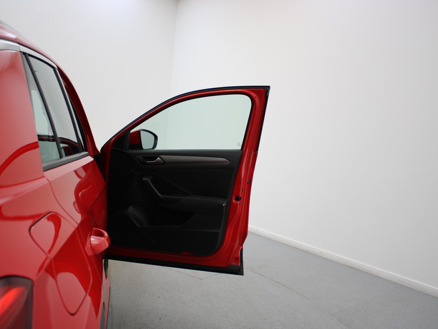 Used Volkswagen T-Roc 2020 for sale - 76442634: Photo 30