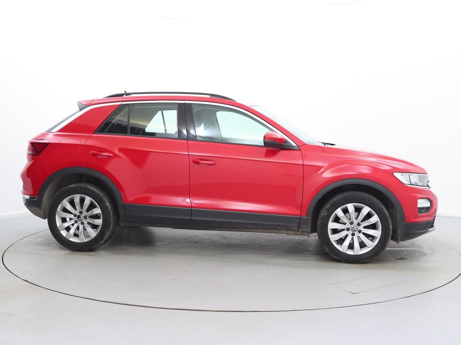 Used Volkswagen T-Roc 2020 for sale - 76442634: Photo 6