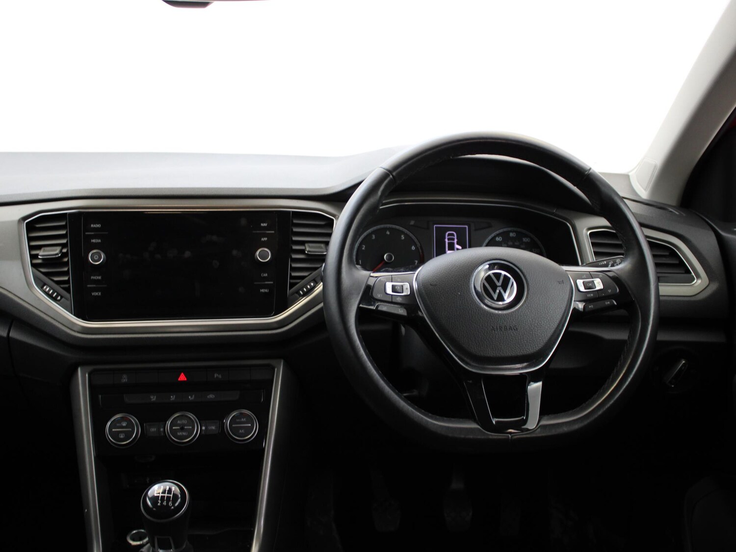 Used Volkswagen T-Roc 2020 for sale - 76442634: Photo 9