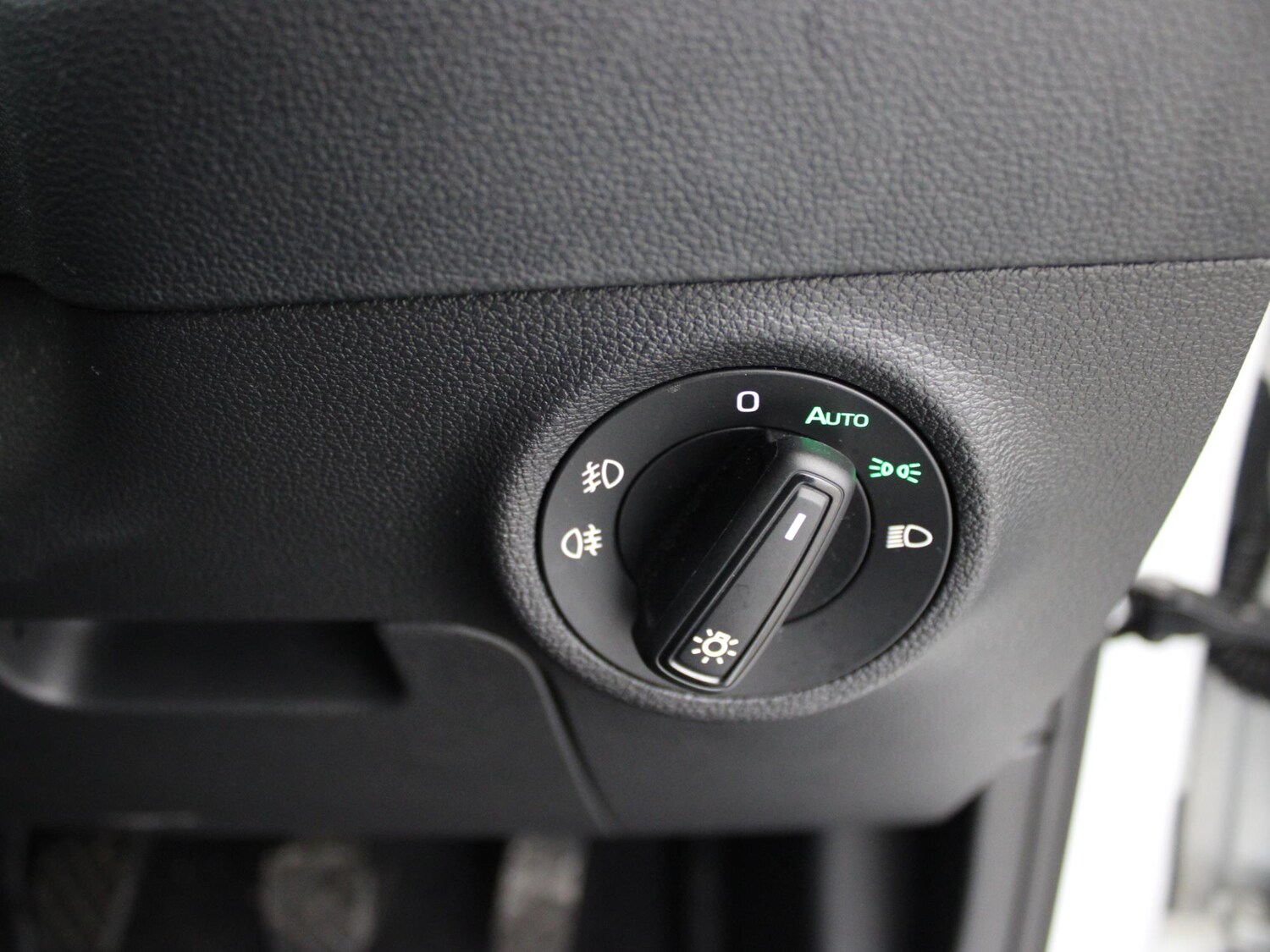 Used Skoda Karoq 2023 for sale - 77348306: Photo 30