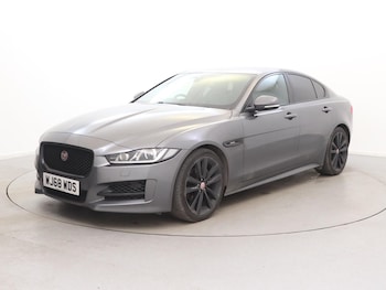 Used Jaguar XE 2018 for sale - 77787357: Photo