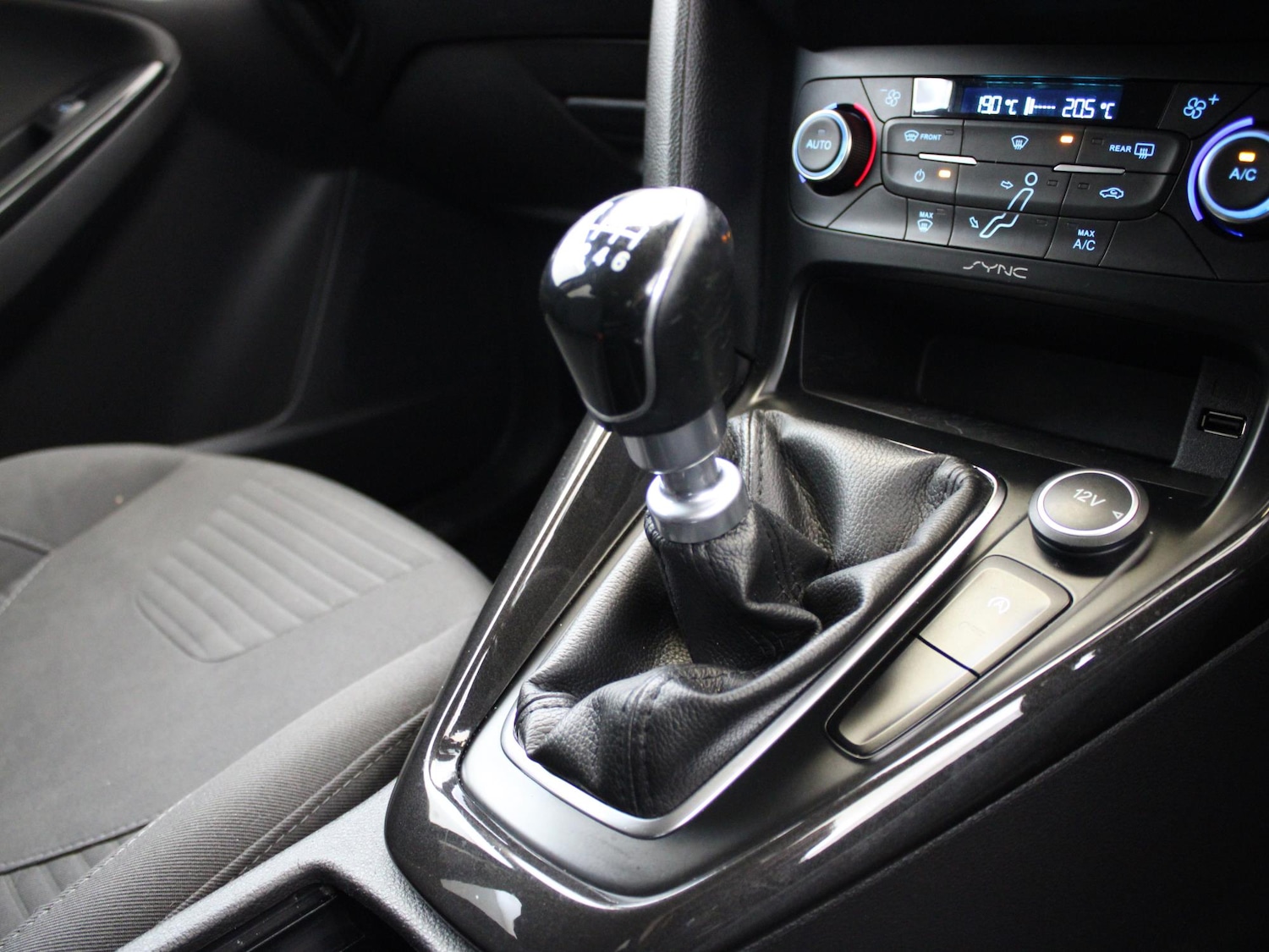 Used Ford Focus 2015 for sale - 76662147: Photo 21