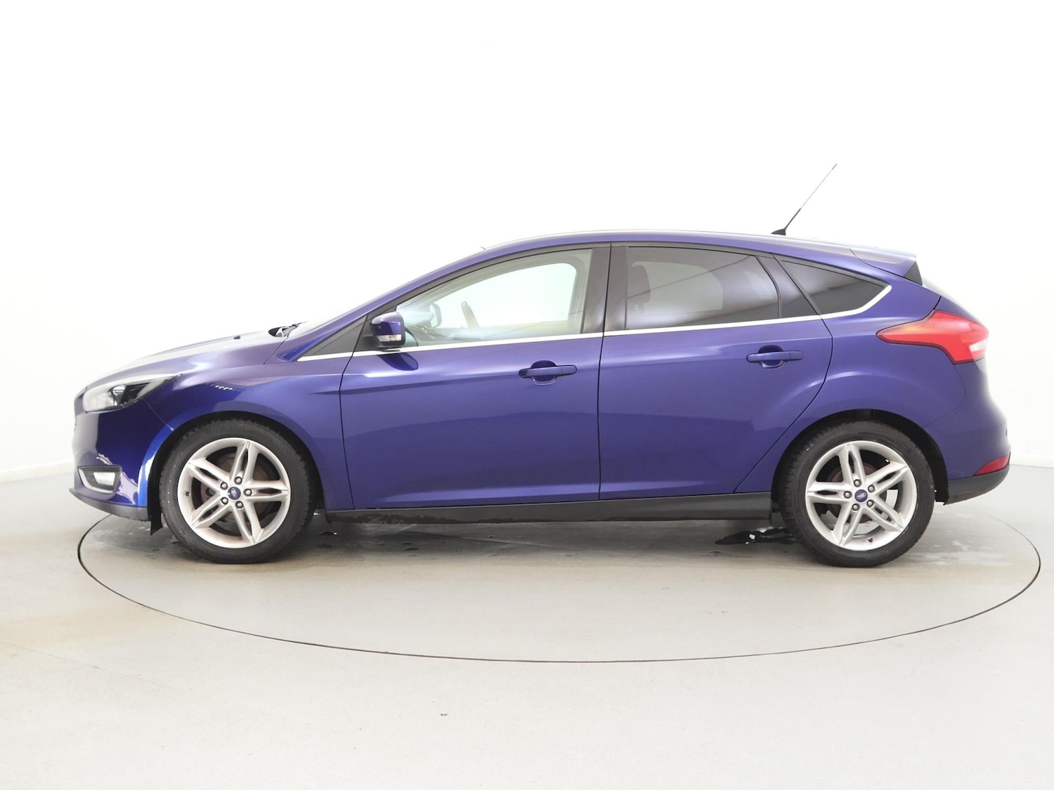 Used Ford Focus 2015 for sale - 76662147: Photo 4