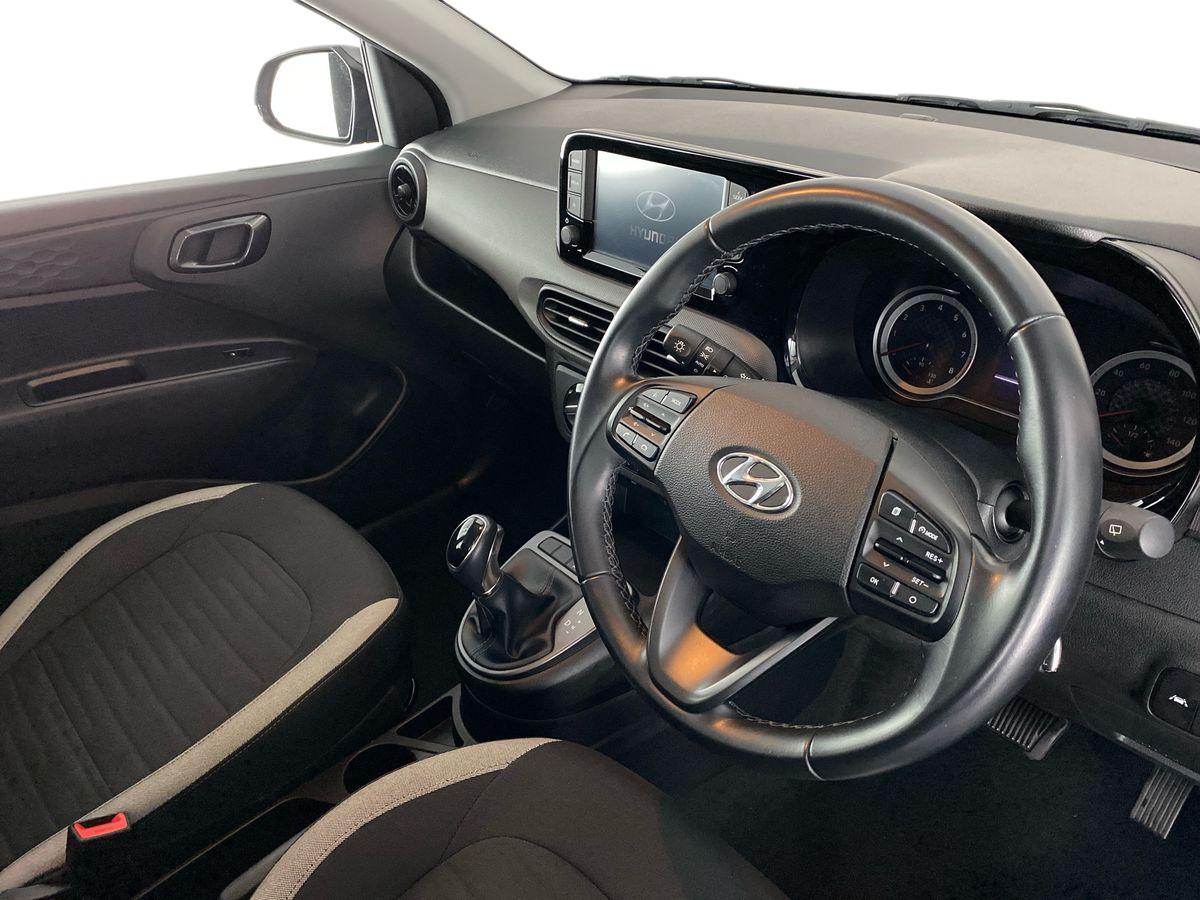 Used Hyundai i10 2023 for sale - 77011514: Photo 9