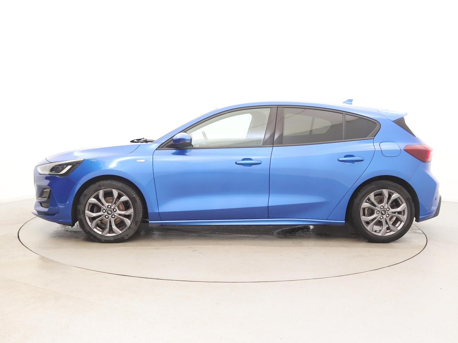 Used Ford Focus 2023 for sale - 77561176: Photo 4