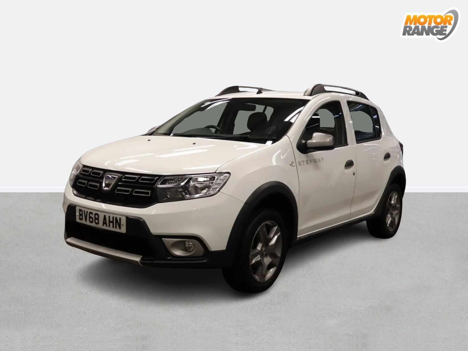 Used Dacia Sandero Stepway 2018 for sale - 76442663: Photo 2