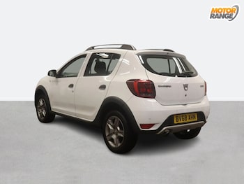 Used Dacia Sandero Stepway 2018 for sale - 76442663: Photo