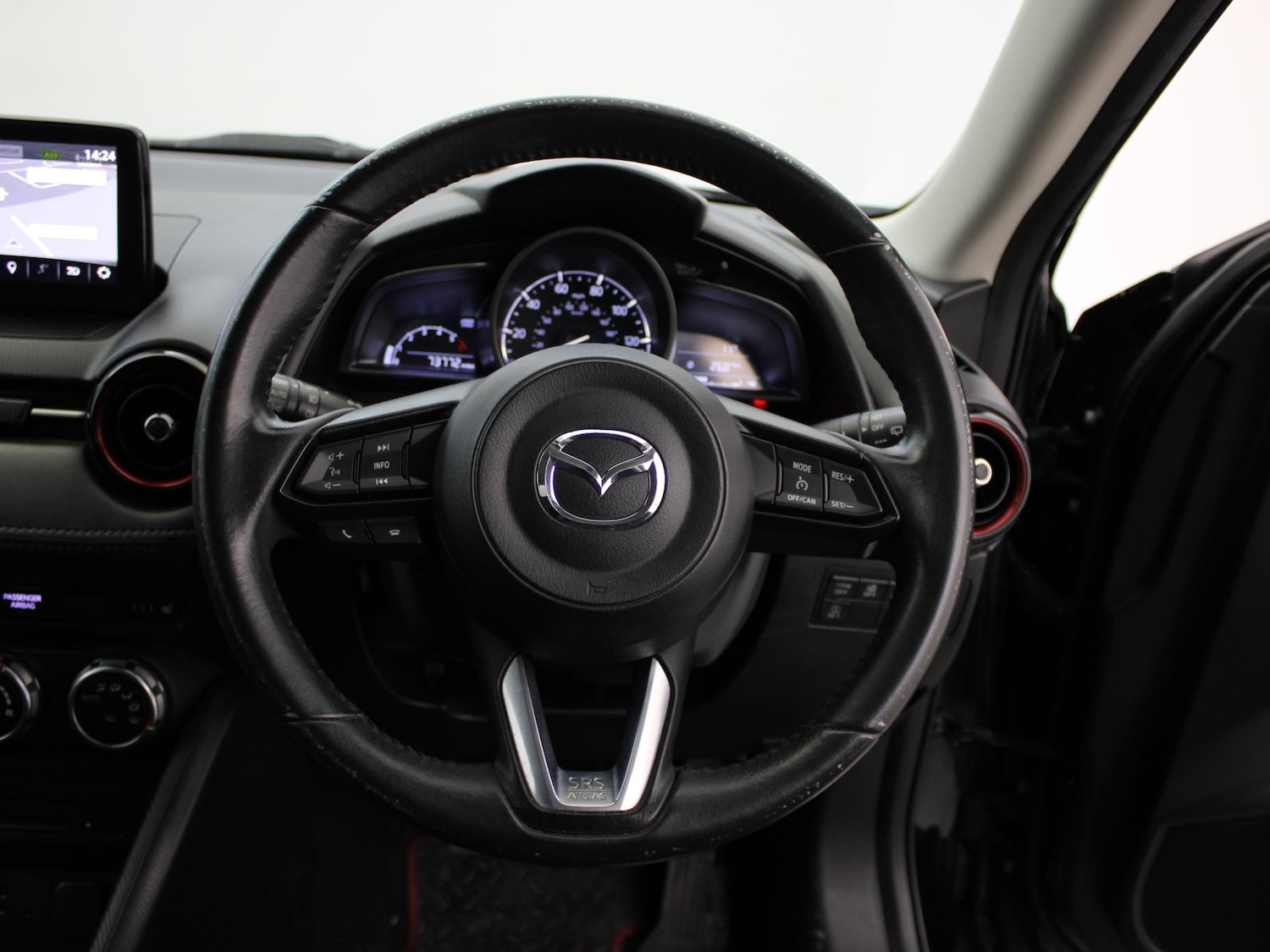 Used Mazda CX-3 2017 for sale - 77742137: Photo 20
