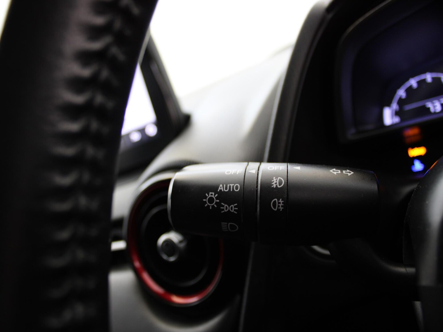 Used Mazda CX-3 2017 for sale - 77742137: Photo 24