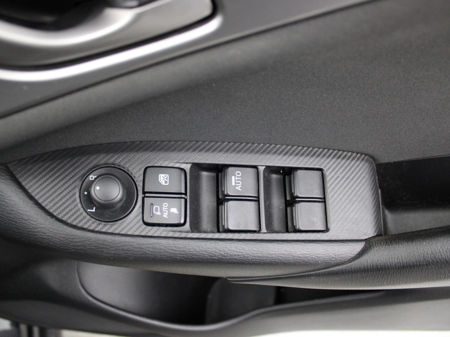 Used Mazda CX-3 2017 for sale - 77742137: Photo 26