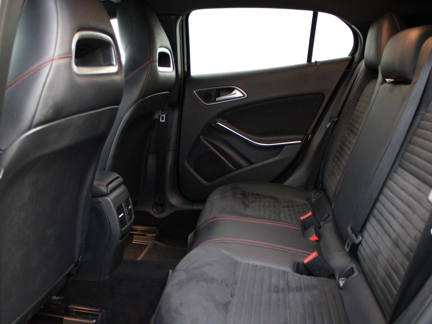 Used Mercedes-Benz GLA 2019 for sale - 76594443: Photo 11