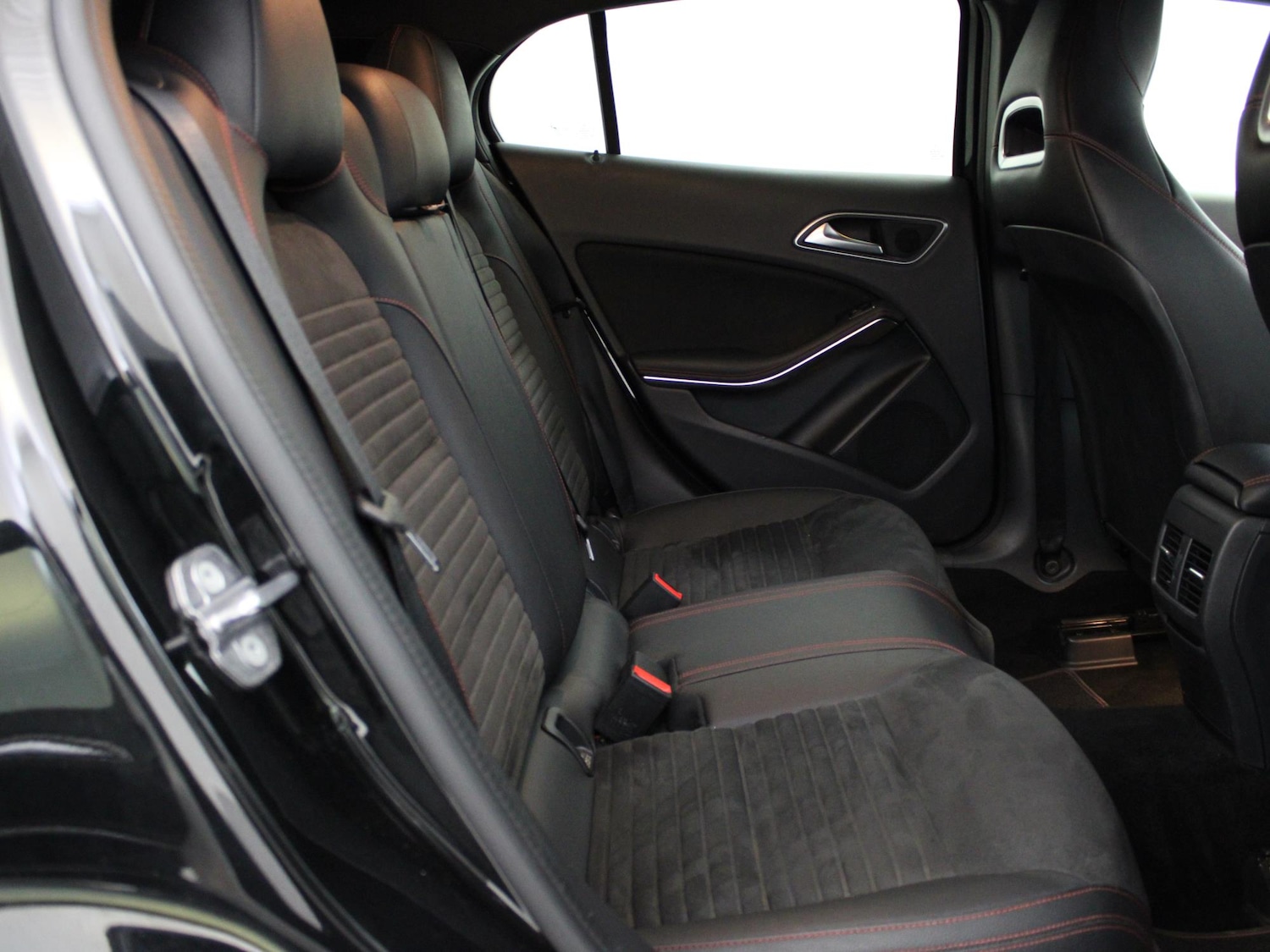 Used Mercedes-Benz GLA 2019 for sale - 76594443: Photo 12