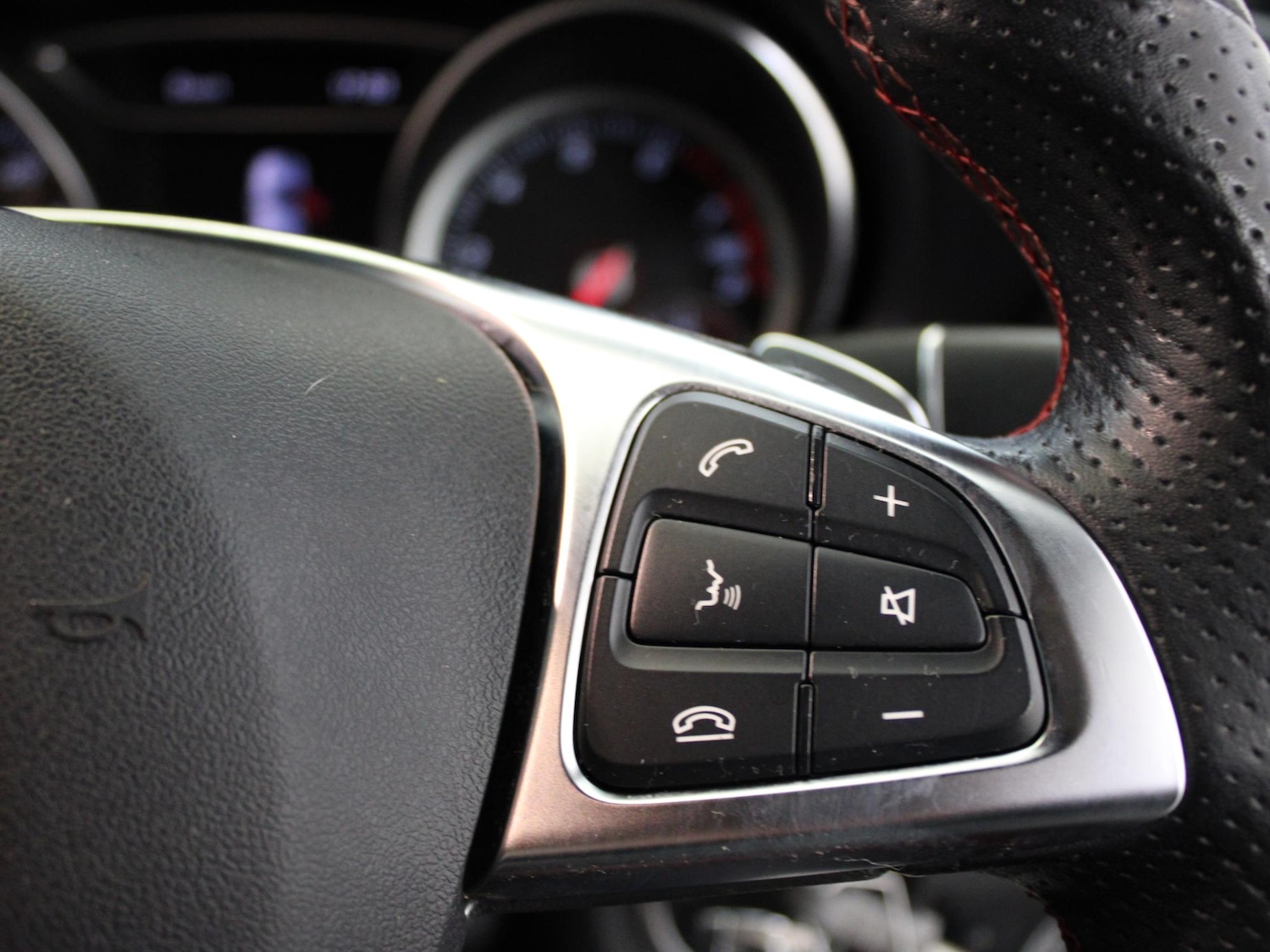 Used Mercedes-Benz GLA 2019 for sale - 76594443: Photo 14