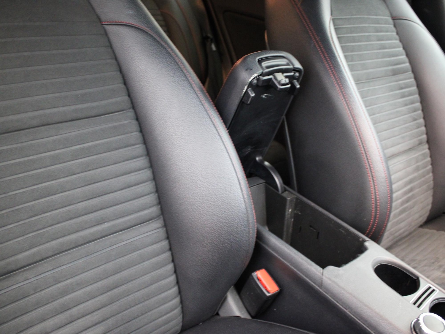 Used Mercedes-Benz GLA 2019 for sale - 76594443: Photo 28