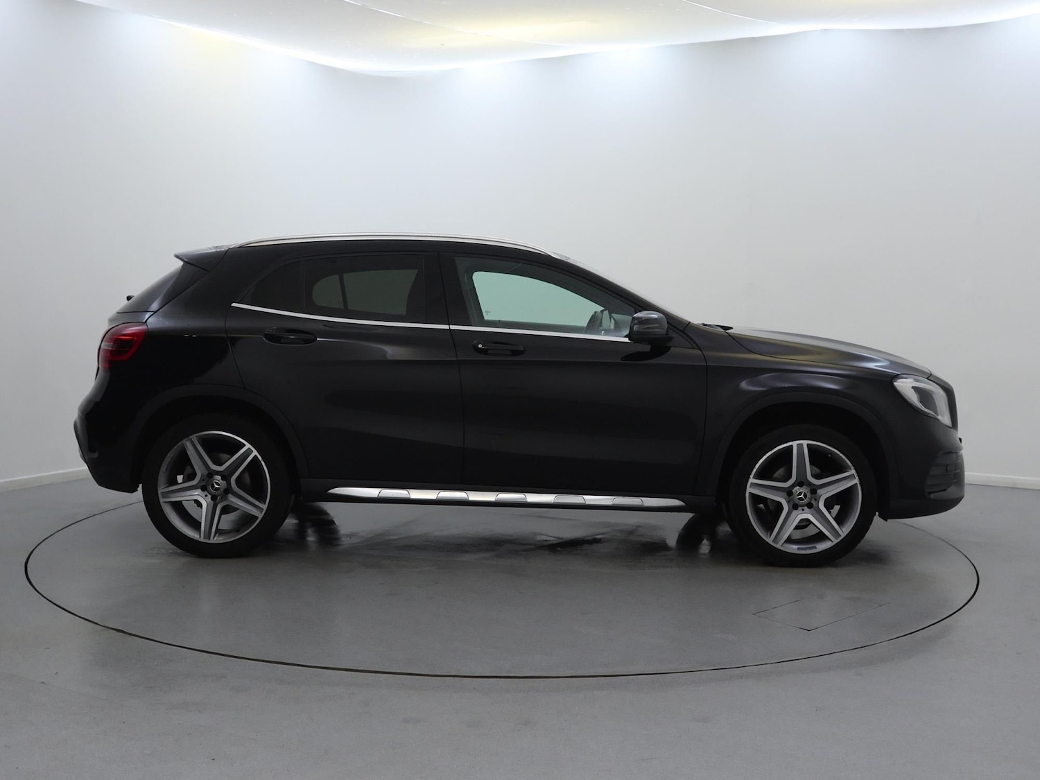 Used Mercedes-Benz GLA 2019 for sale - 76594443: Photo 8