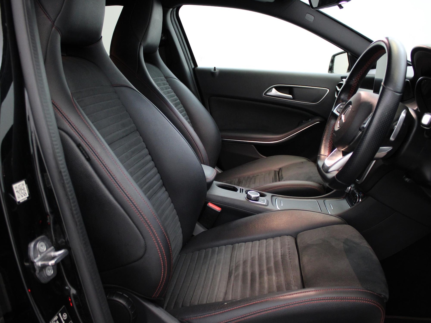 Used Mercedes-Benz GLA 2019 for sale - 76594443: Photo 9