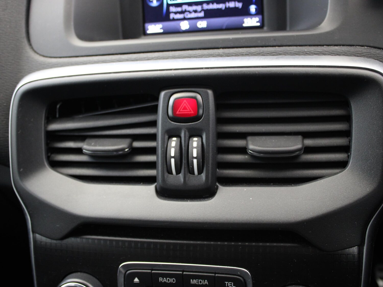 Used Volvo V40 2018 for sale - 78024657: Photo 16