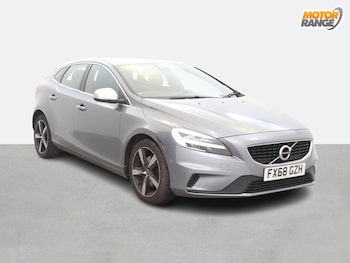 Used Volvo V40 2018 for sale - 78024657: Photo