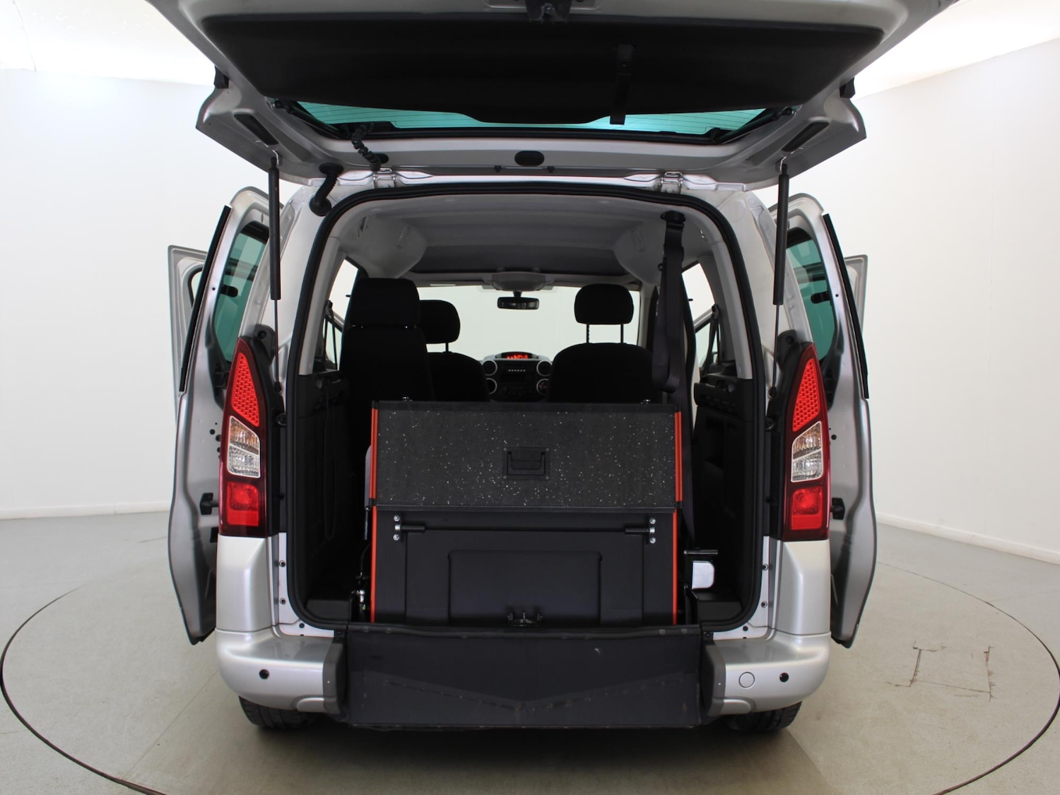 Vehicle 25