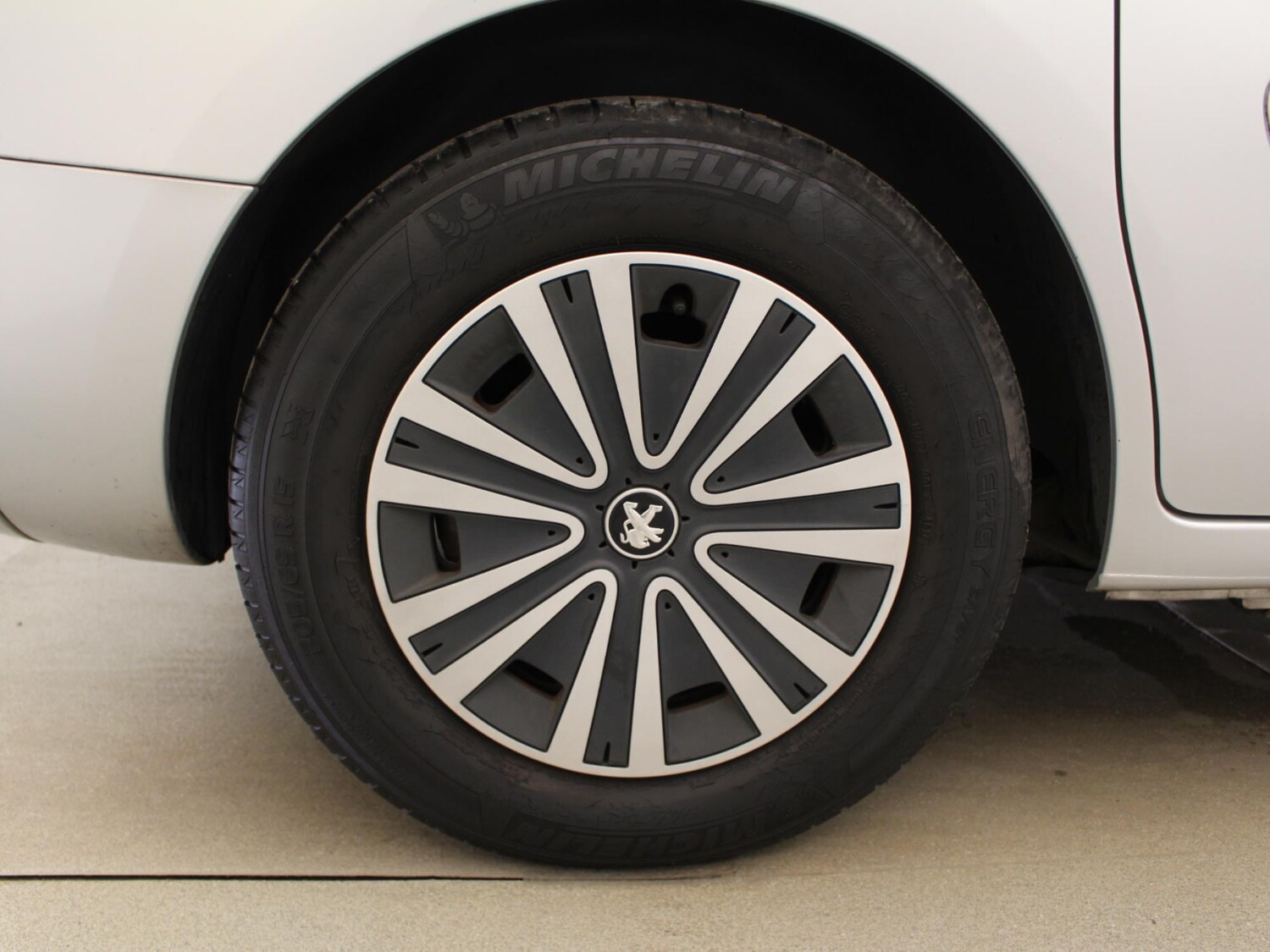 Vehicle 42