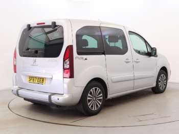 Used Peugeot Partner 2018 for sale - 74233722: Photo