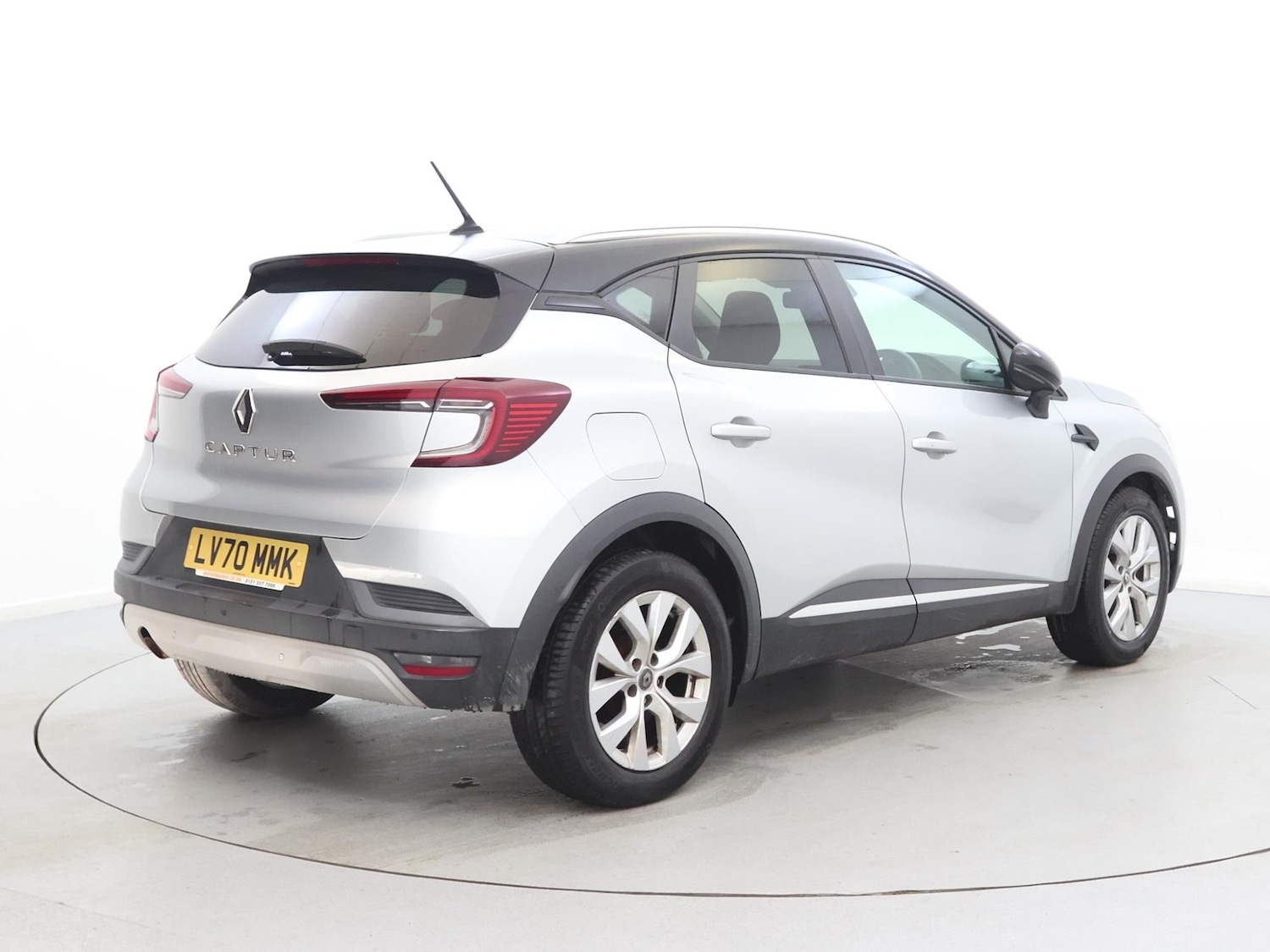 Used Renault Captur 2020 for sale - 76916413: Photo 5