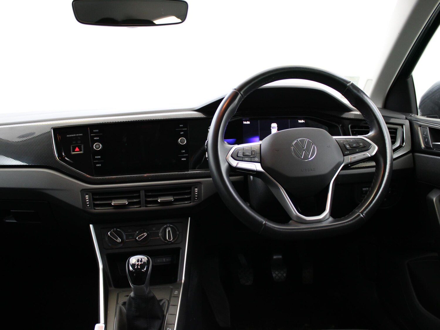 Used Volkswagen Polo 2023 for sale - 76705499: Photo 13