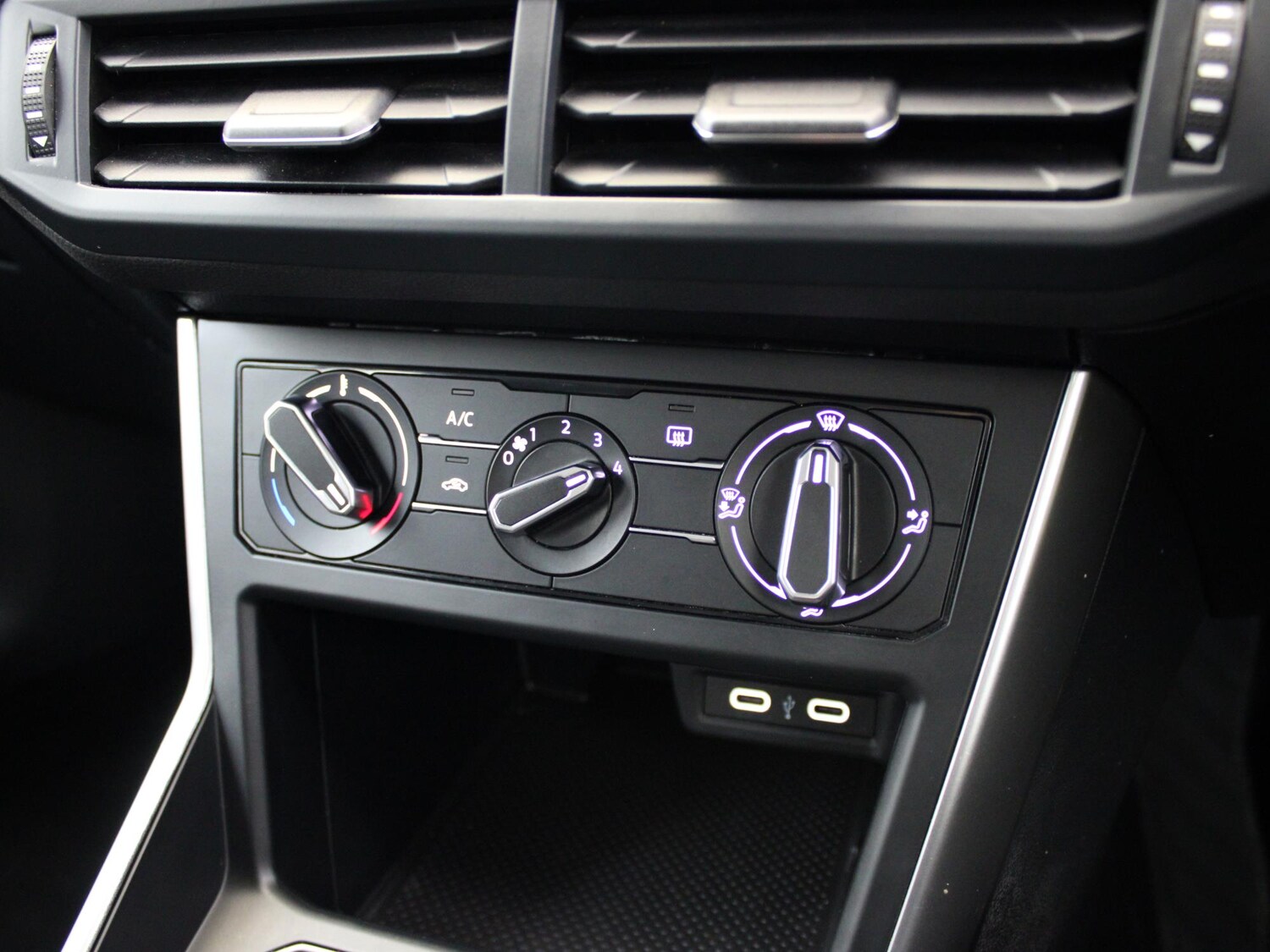 Used Volkswagen Polo 2023 for sale - 76705499: Photo 24