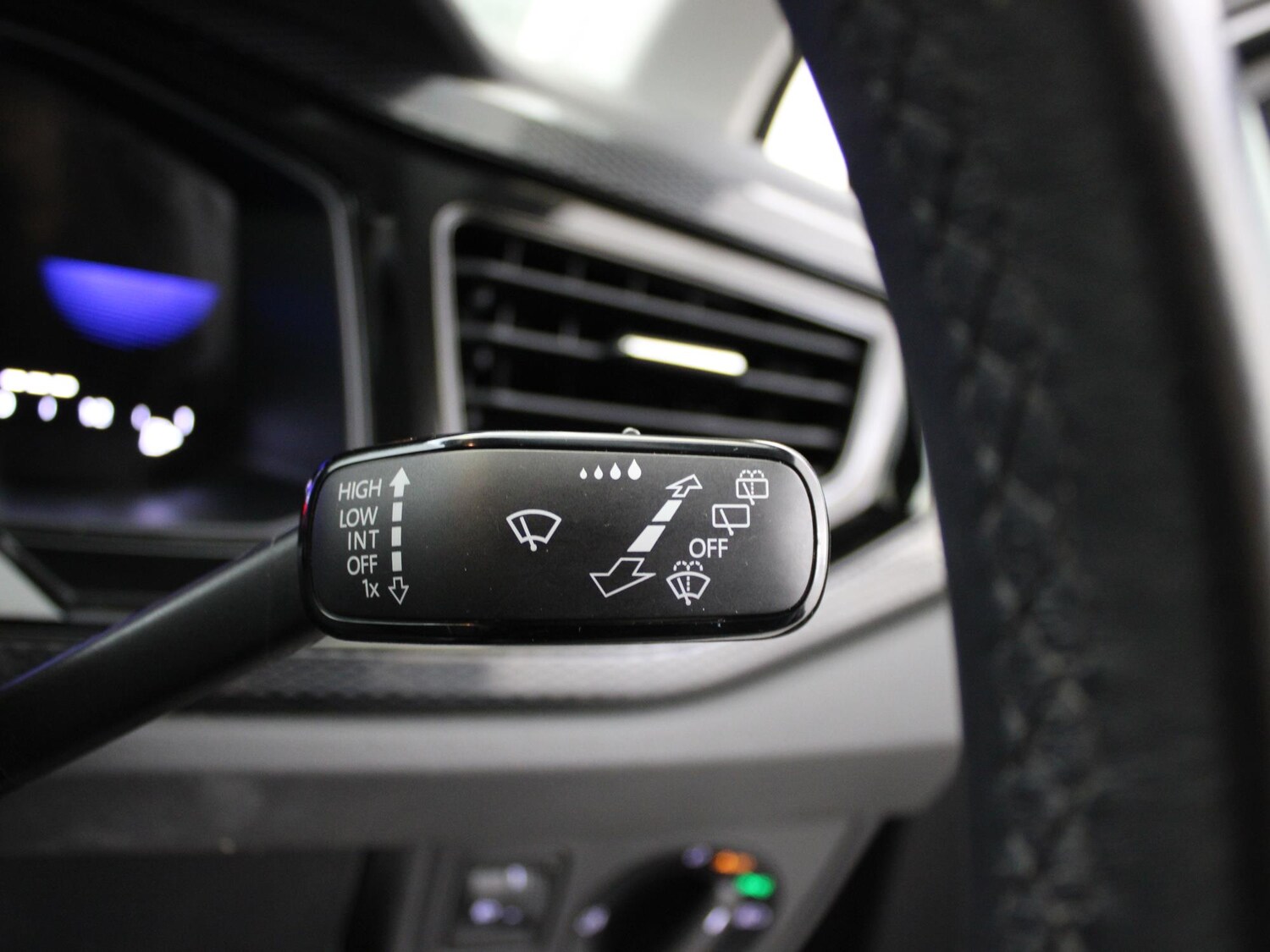 Used Volkswagen Polo 2023 for sale - 76705499: Photo 31