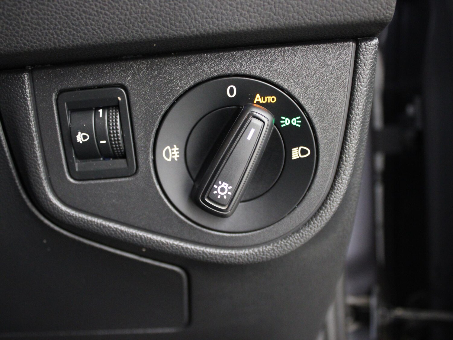 Used Volkswagen Polo 2023 for sale - 76705499: Photo 32