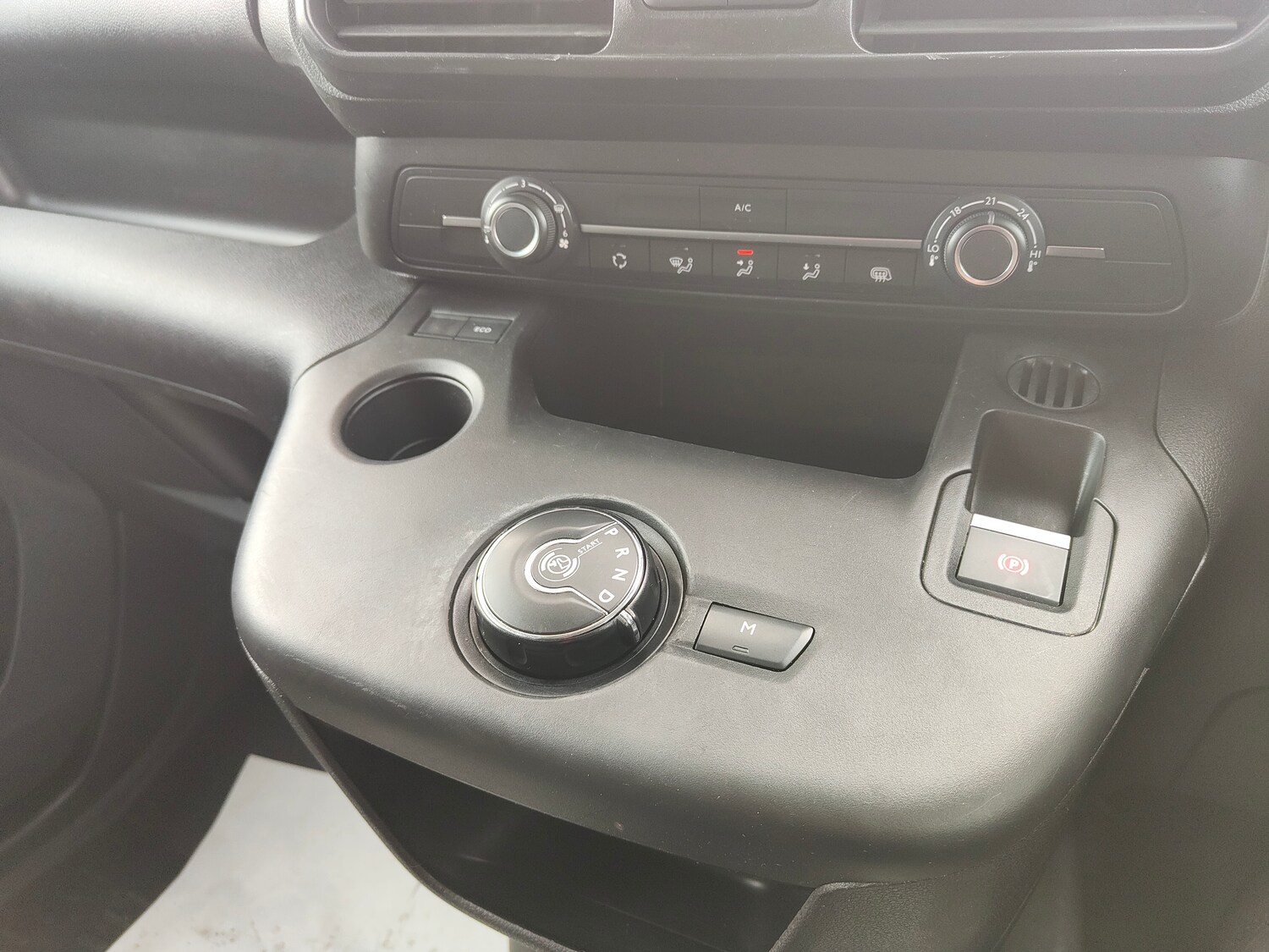 Used Peugeot Partner 2020 for sale - 75863346: Photo 15