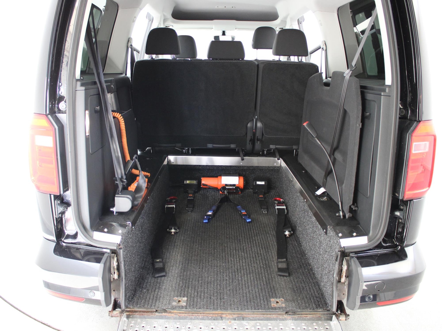 Used Volkswagen Caddy Maxi Life 2020 for sale - 76662240: Photo 48