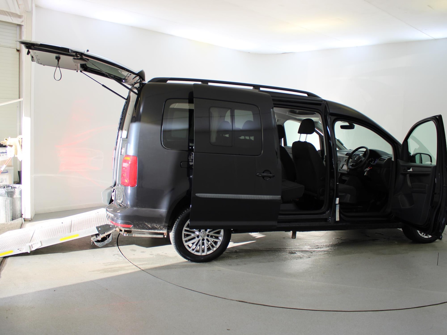 Used Volkswagen Caddy Maxi Life 2020 for sale - 76662240: Photo 52