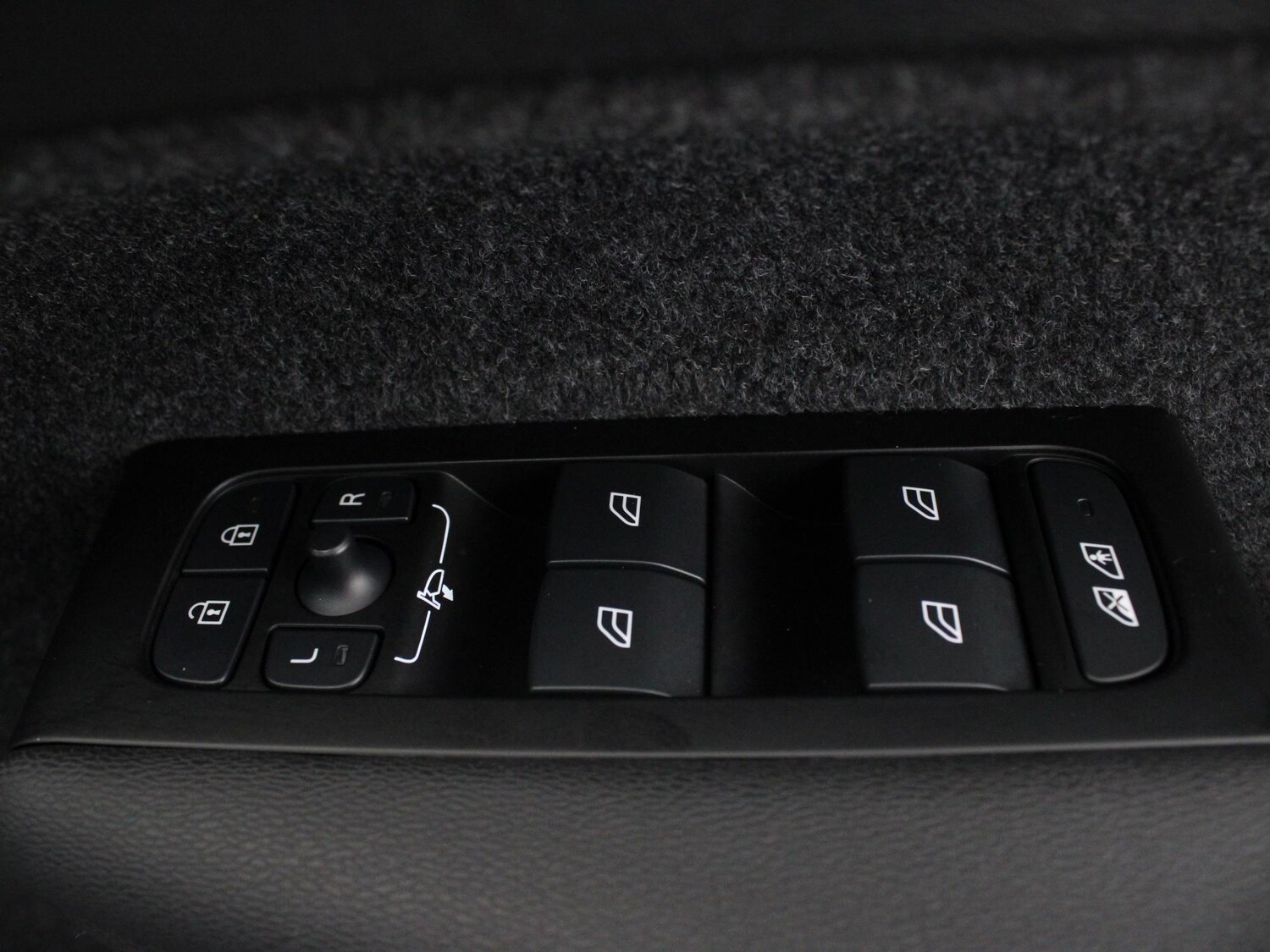 Used Volvo C40 2022 for sale - 77561195: Photo 32