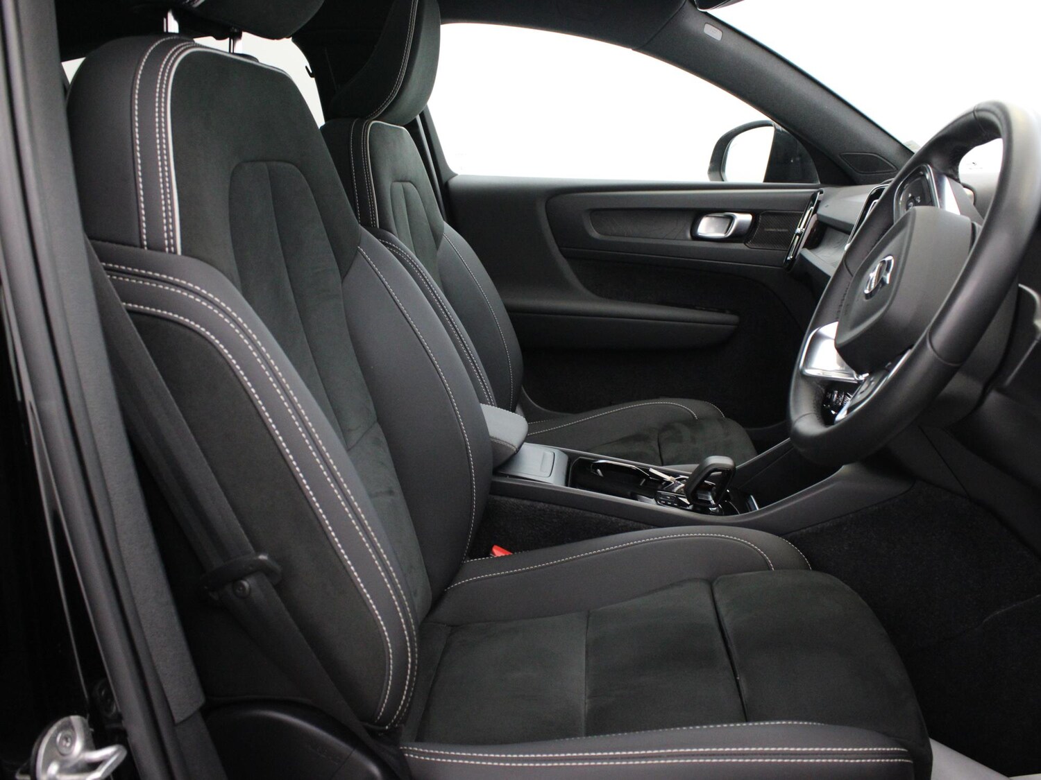 Used Volvo C40 2022 for sale - 77561195: Photo 9