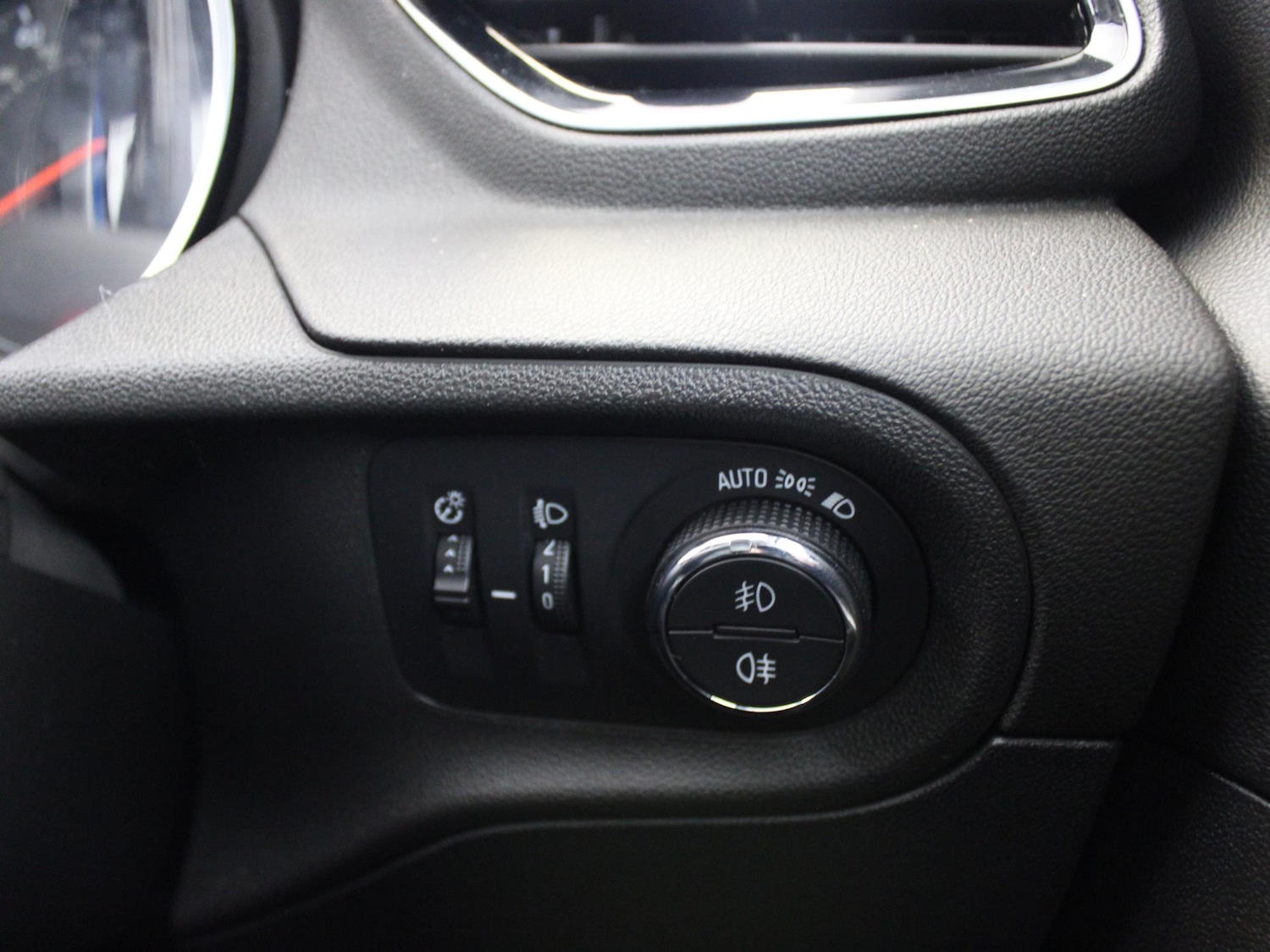 Used Vauxhall Grandland X 2018 for sale - 77076840: Photo 30