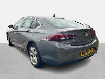 Used Vauxhall Insignia 2019 for sale - 76442638: Photo