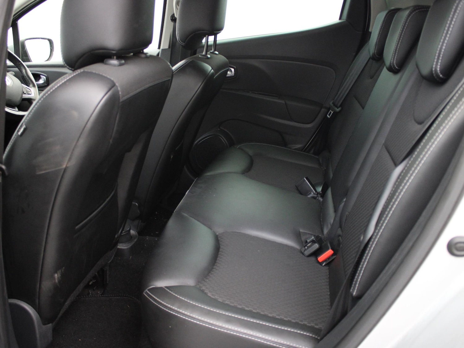 Used Renault Clio 2019 for sale - 76755378: Photo 10