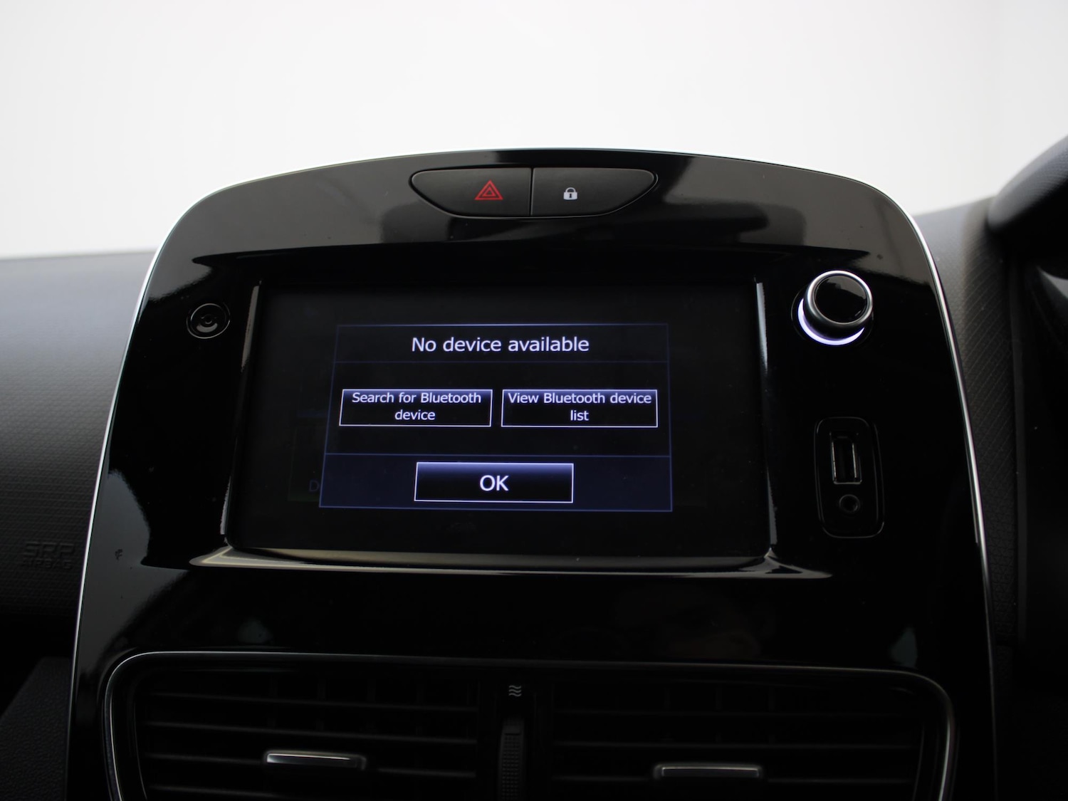 Used Renault Clio 2019 for sale - 76755378: Photo 14